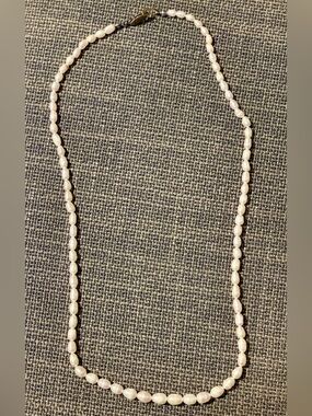 Vintage Cream Genuine Cultured Freshwater Pearl Necklace Matinee Length
